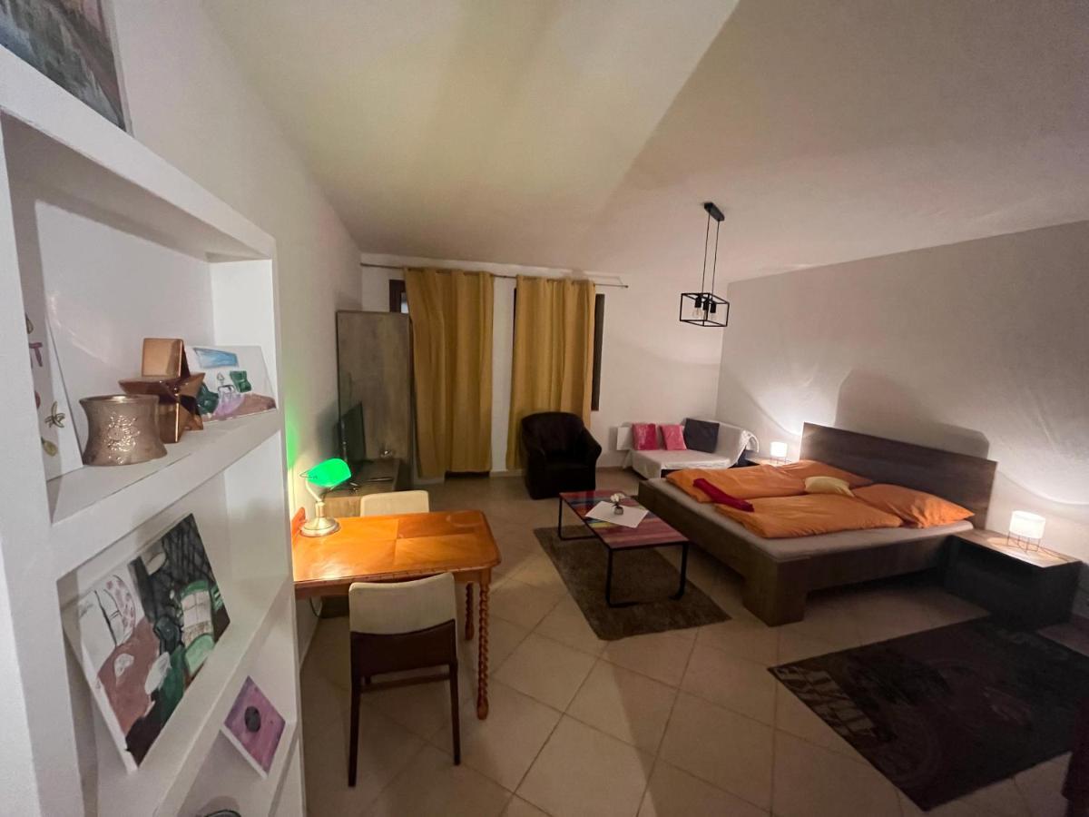Monelly Apartman Komárno Dış mekan fotoğraf